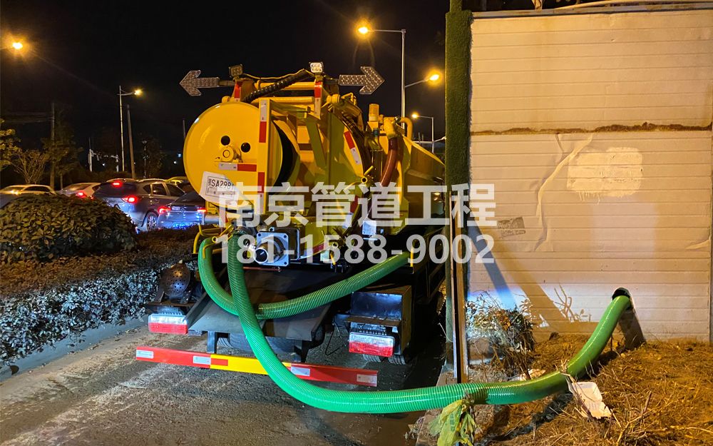 266昌平临时工地抽粪
