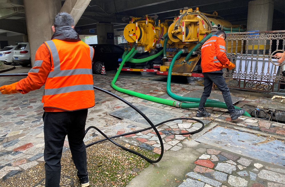 270昌平某商场污水清理